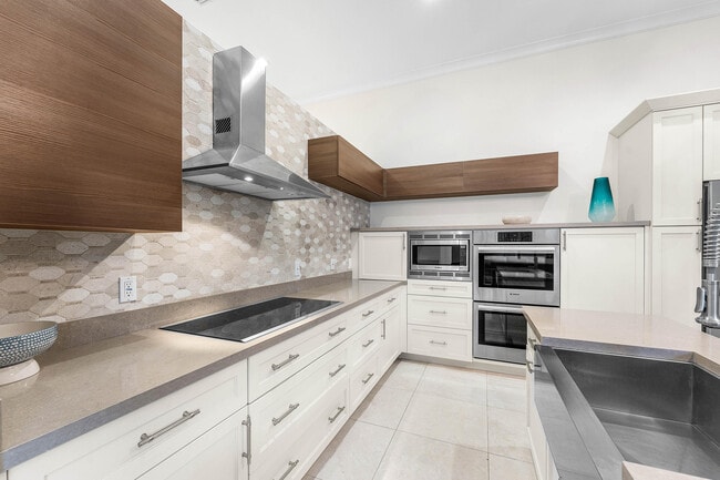 Building Photo - 6673 NW 24th Terrace