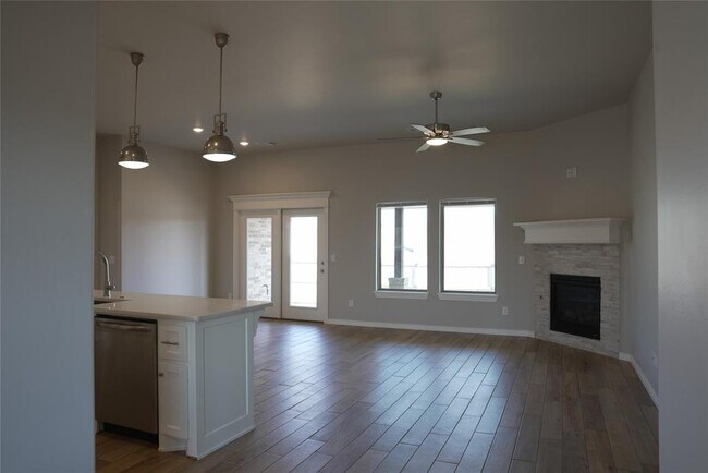Building Photo - 5216 Bing Cir