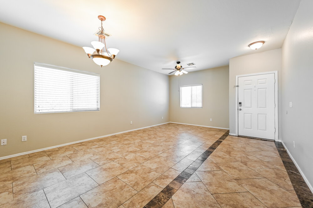 Building Photo - 3761 W Eastman Ct