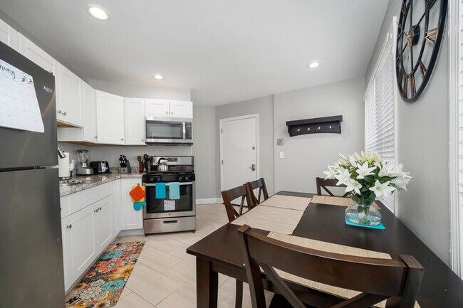 Building Photo - 476-498 Hanover Saint Exd-SI FL4-ID1364248P