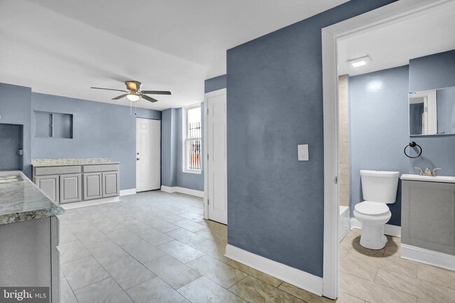 Building Photo - 426 N Belnord Ave