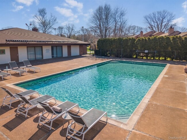 Building Photo - 85 Rhett Dr