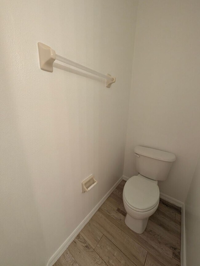 Building Photo - Charming 2BR Duplex in North Port