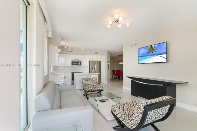 Building Photo - 1745 E Hallandale Beach Blvd