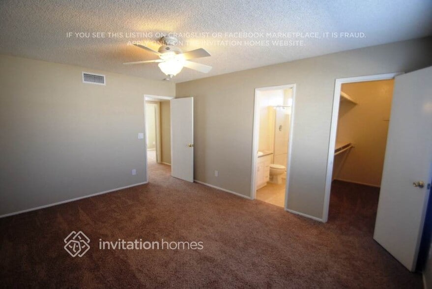 Building Photo - 4806 W Christy Dr