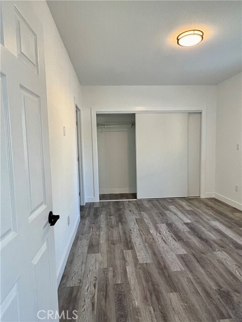 Building Photo - 17205 Saticoy St