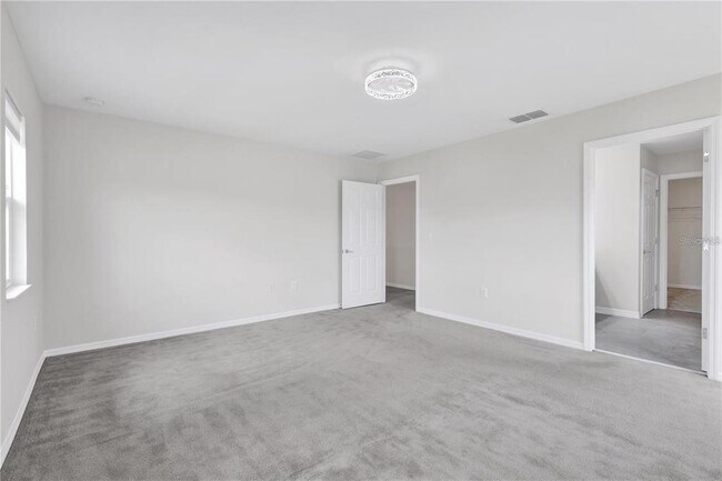 Building Photo - 4225 Beargrass St