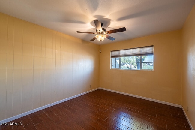 Building Photo - 8303 E Glenrosa Ave