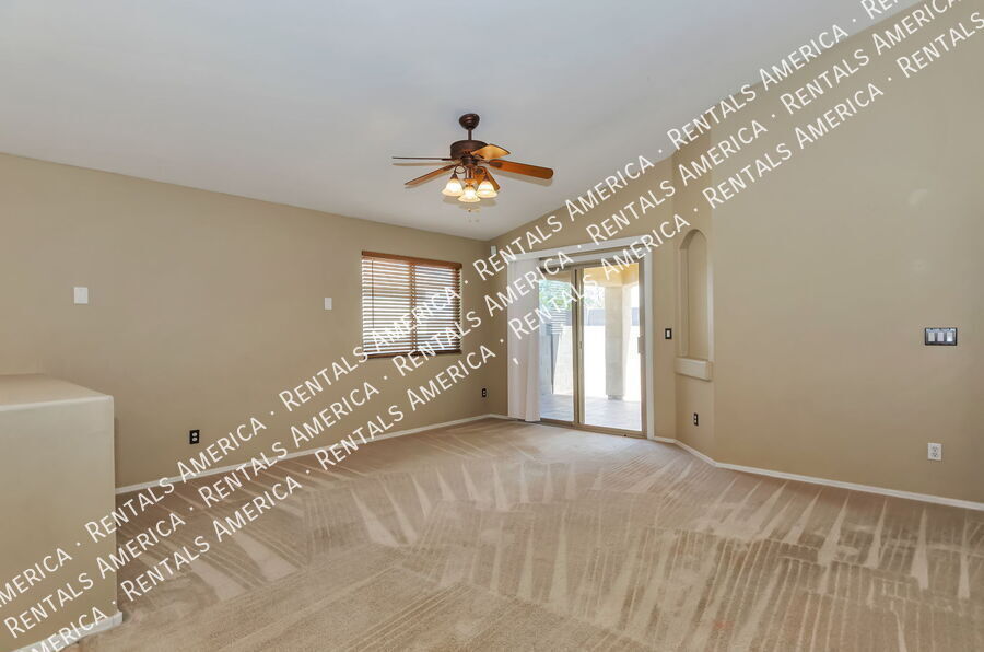 Building Photo - 10462 E Jerrell Cove St