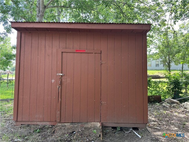 Building Photo - 311 Meadow Lake Dr