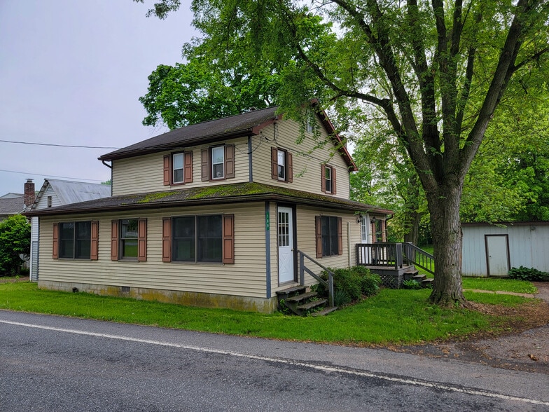 Primary Photo - 189 W Maple Grove Rd