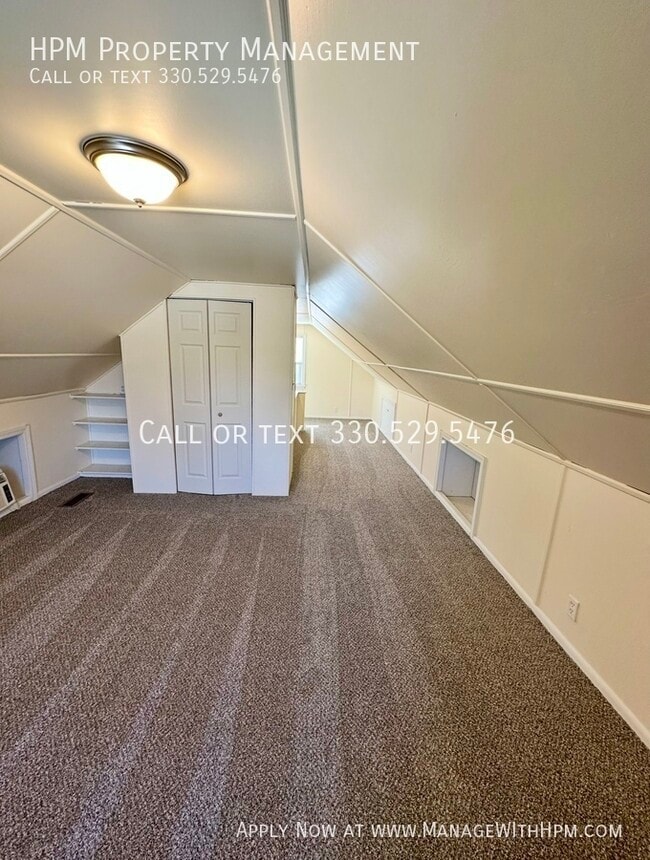 Building Photo - 3035 33rd St NE