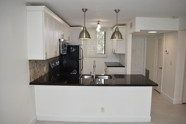 Building Photo - 4381 Trevi Ct