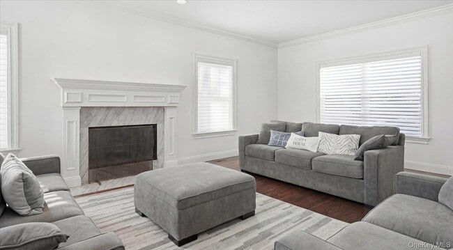 Building Photo - 27 Jeffrey Ln