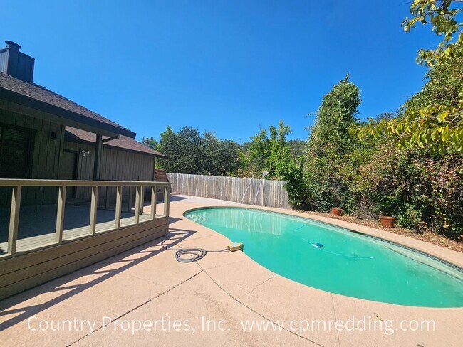 Building Photo - Stunning House with a Pool in West Redding Coming Available in August!