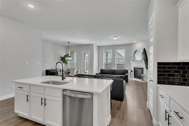 Building Photo - 1404 Arrowwood Dr