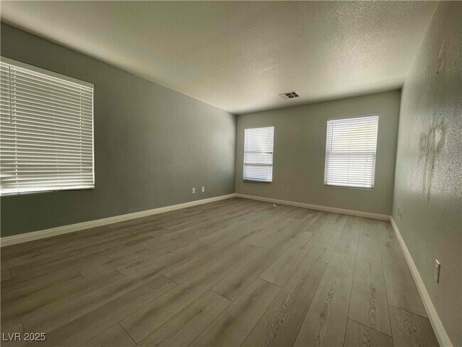 Building Photo - 9943 Shallot Ct
