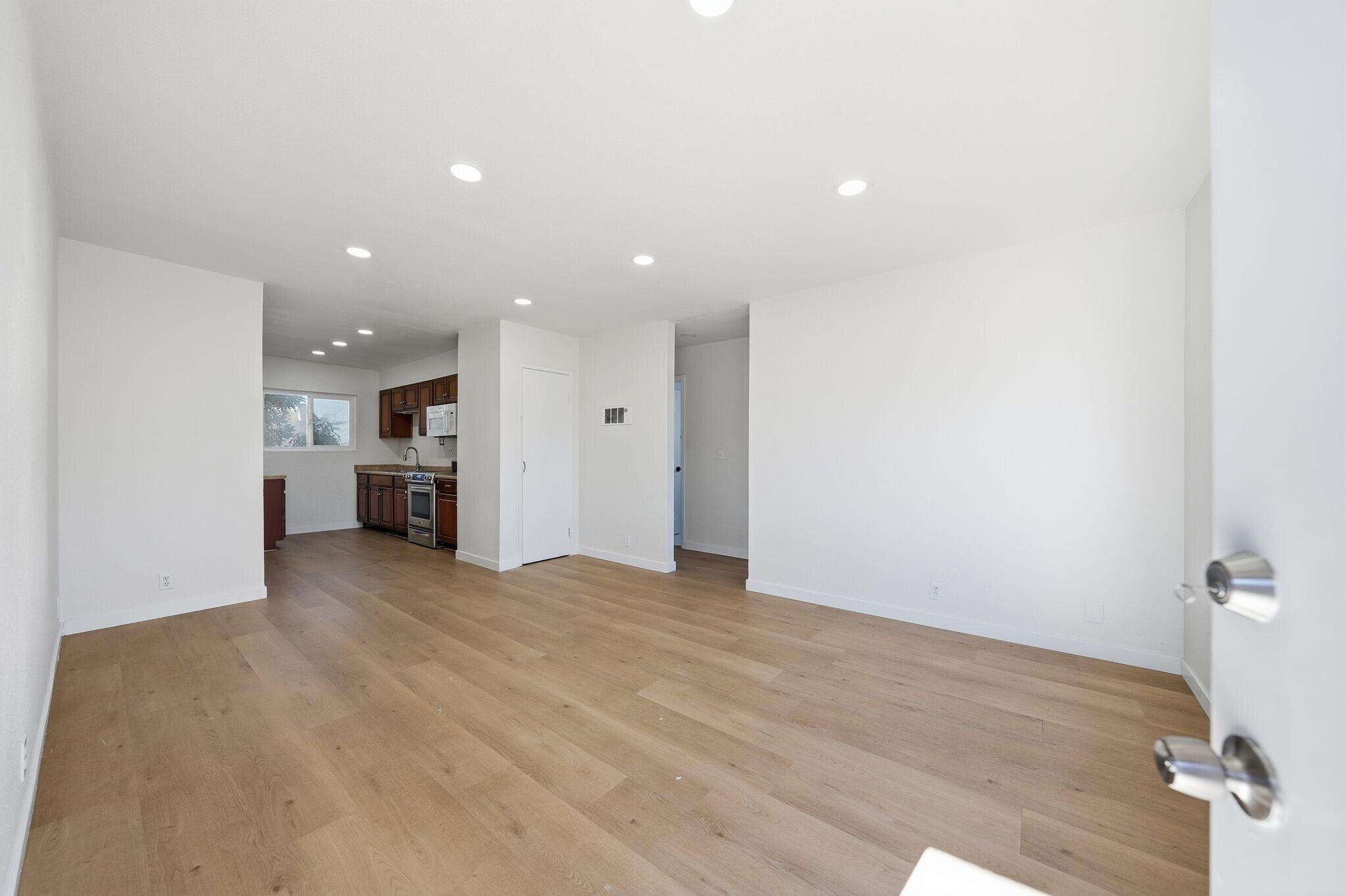 Building Photo - 12621 Lindo Ln