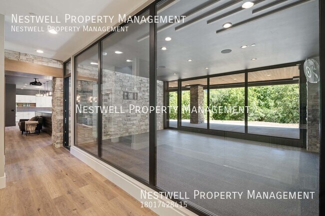 Building Photo - Brand New Luxury Home in Woodland Hills