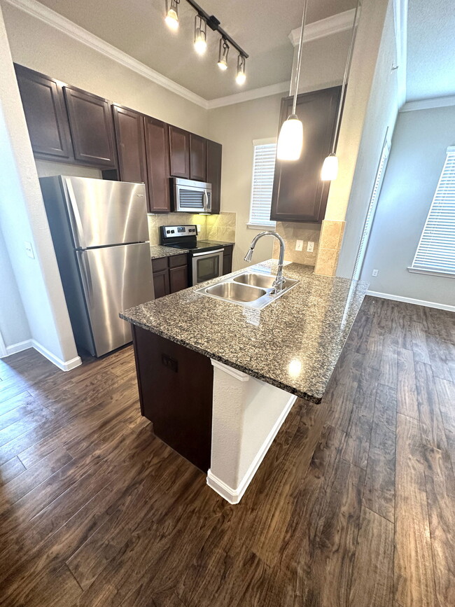 Building Photo - 27040 U.S. 380 Apt #5130, Aubrey, TX 76227...