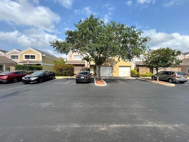 Building Photo - 1325 NW 124th Ave