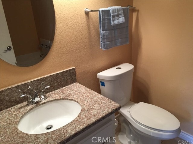 Building Photo - 2220 E Chapman Ave