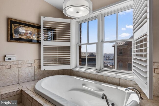 Building Photo - 1262 Dockside Cir