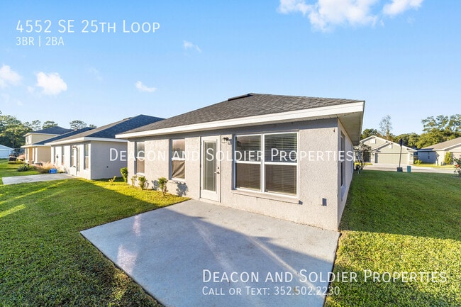 Building Photo - 4552 SE 25th Loop