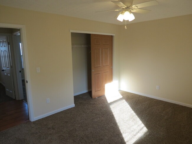 Building Photo - 4466 Catamaran Dr
