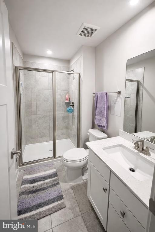 Building Photo - 9705 Blandwood Way
