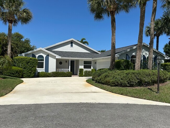 Building Photo - 600 Fox Trail SW
