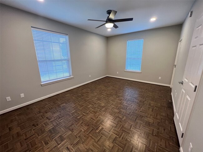 Building Photo - 1516 Park St