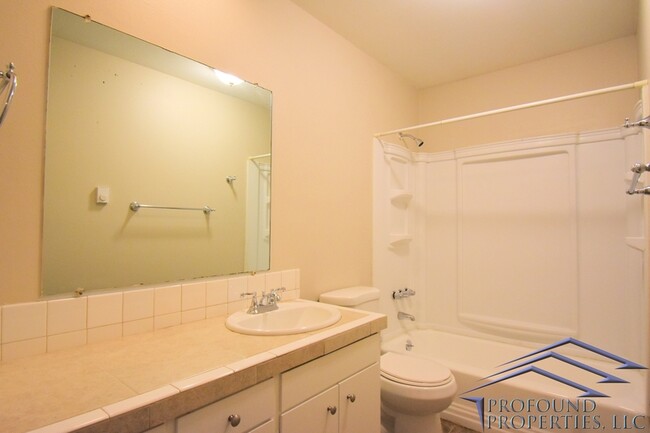 Building Photo - 8745 SW Beaverton Hillsdale Hwy