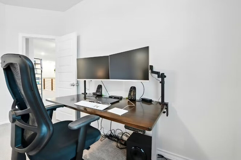 Building Photo - 4808 Plum Peach Bend