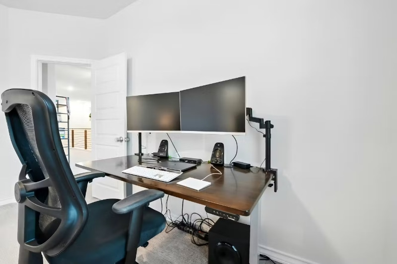 Building Photo - 4808 Plum Peach Bend