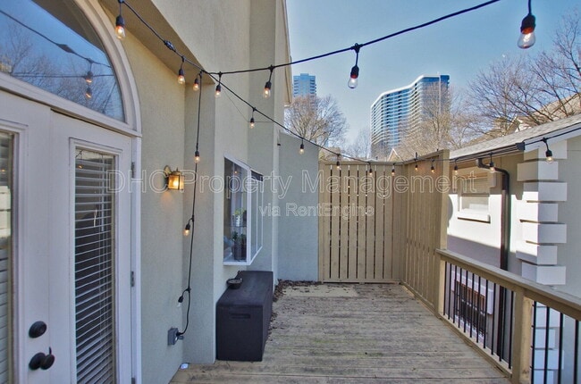 Building Photo - 835 Piedmont Ave NE