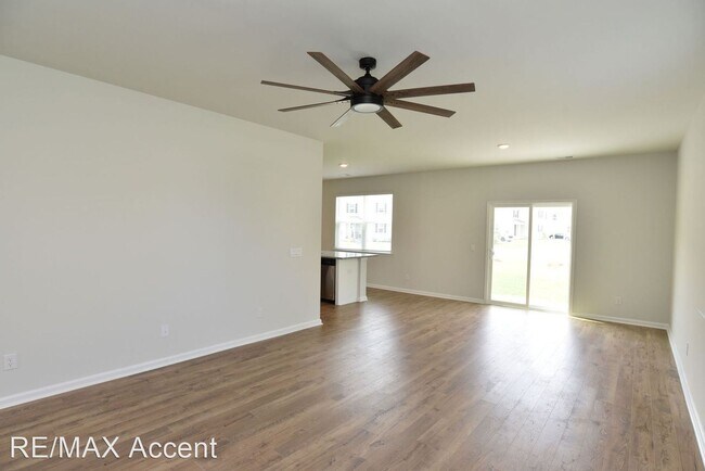 Building Photo - 4 br, 2.5 bath House - 192 Coby Lane