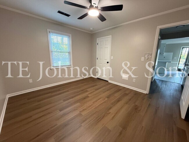 Building Photo - 259 Olde Vineyard Ct