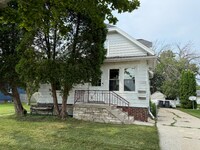 Building Photo - 1822 Superior Ave