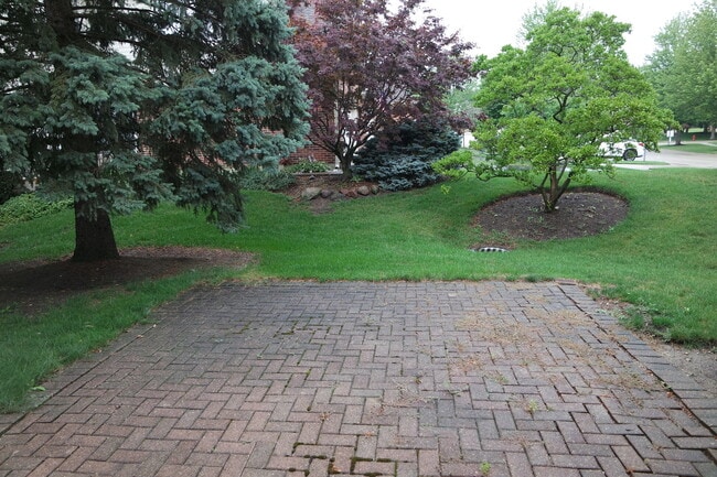 Building Photo - 2259 Seaver Ln
