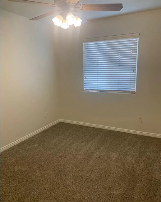 Bed 3 - 2422 S River Rd