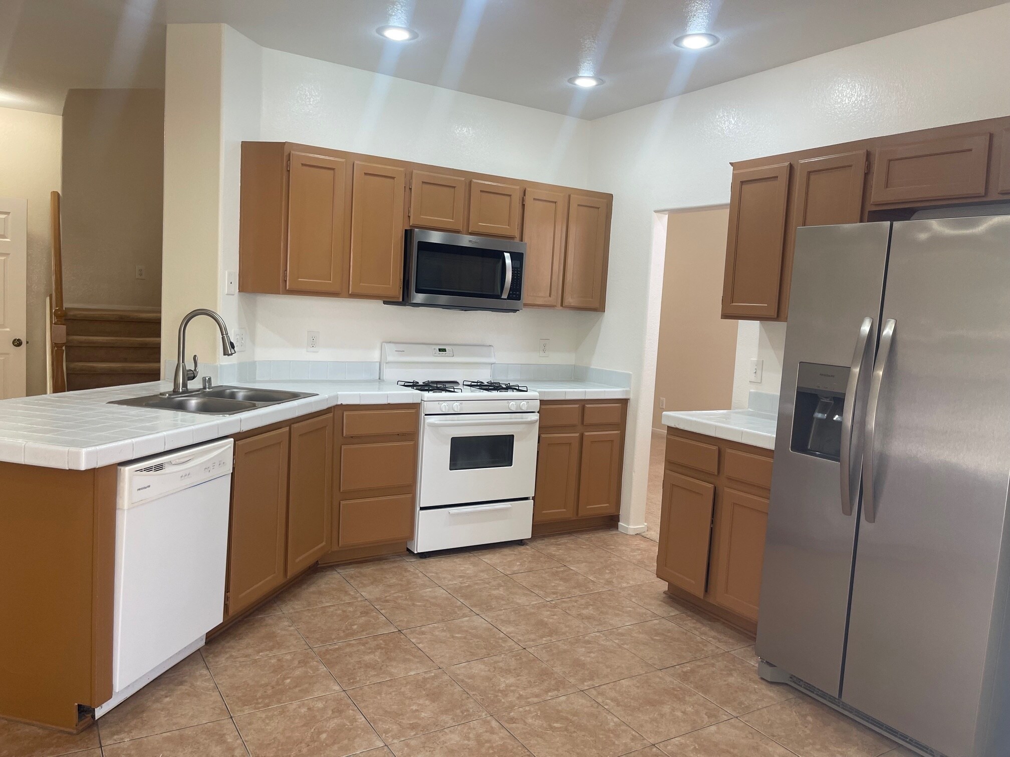 Building Photo - 8040 Tailwind Ave