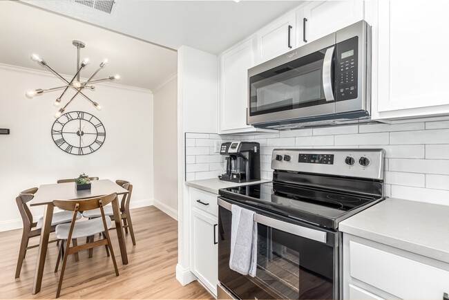 Building Photo - 8260 E Arabian Trail