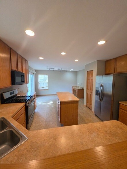 Building Photo - 1333 Cape Cod Ln
