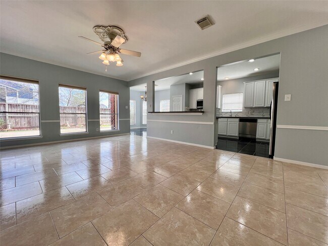 Building Photo - 3311 Whitebud Dr