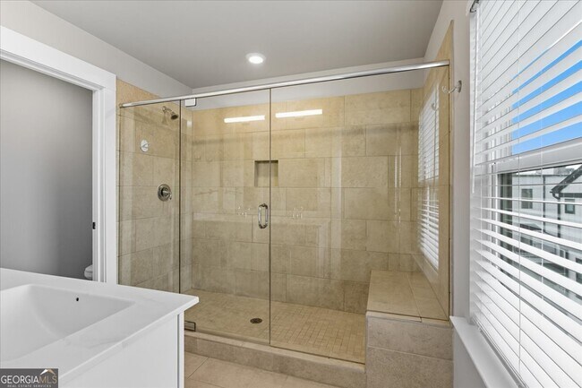 Building Photo - 2030 Main St NW