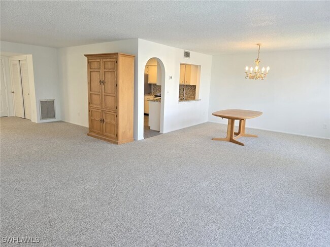 Building Photo - 13511 Stratford Pl Cir