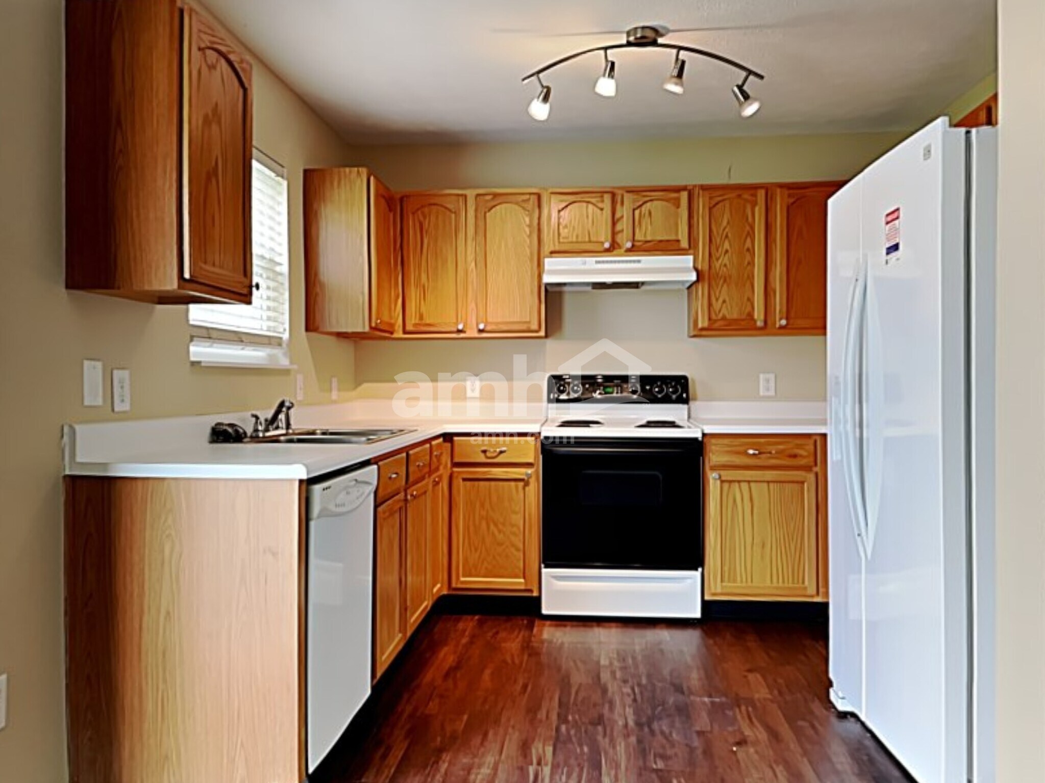 Building Photo - 6726 Aviva Way