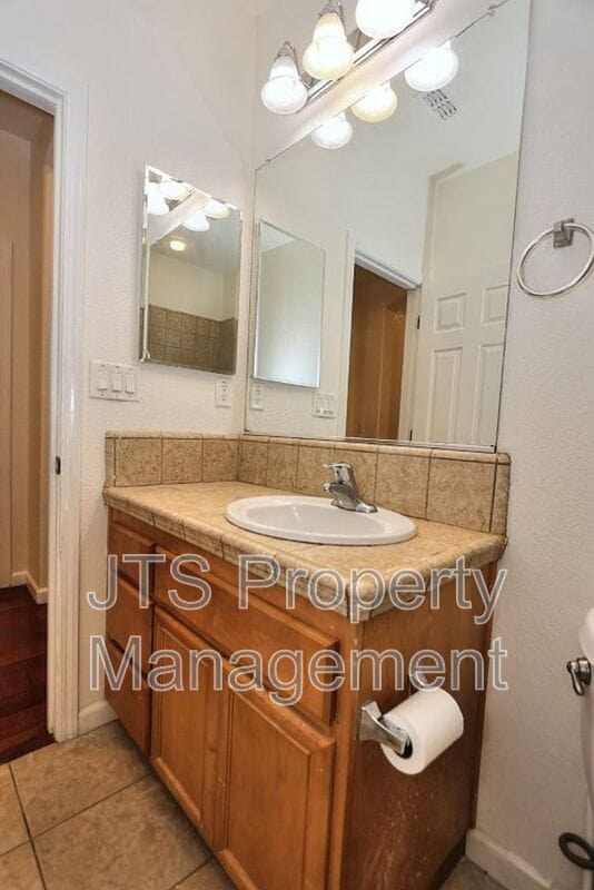 Building Photo - 5441 Mossy Stone Way