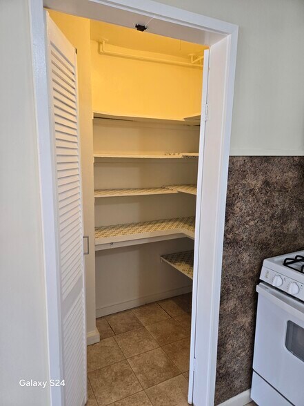 Building Photo - 94 Cortland Cir